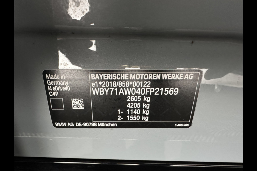 BMW i4 eDrive40 84 kWh [ 3-Fase ] (INCL.BTW) *LEATHER-MICROFIBRE | FULL-LED | ADAPTIVE-CRUISE | HEATED-SPORTSEATS | CAMERA | DAB | WIDESCREEN-DIGI-COCKPIT | NAVI-FULLMAP | ECC | PDC | 18''ALU*