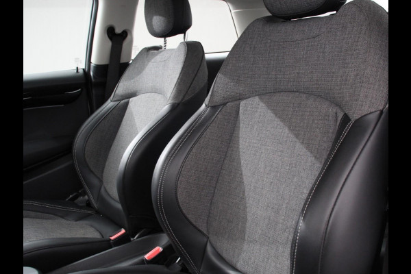 MINI Mini Electric Business Edition 33 kWh | Navigatie | Climate Control | Lichtmetalen Velgen | Dab | Parkeer sensoren