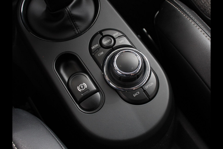 MINI Mini Electric Business Edition 33 kWh | Navigatie | Climate Control | Lichtmetalen Velgen | Dab | Parkeer sensoren