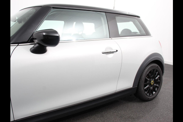 MINI Mini Electric Business Edition 33 kWh | Navigatie | Climate Control | Lichtmetalen Velgen | Dab | Parkeer sensoren