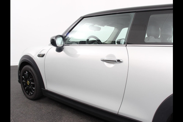 MINI Mini Electric Business Edition 33 kWh | Navigatie | Climate Control | Lichtmetalen Velgen | Dab | Parkeer sensoren