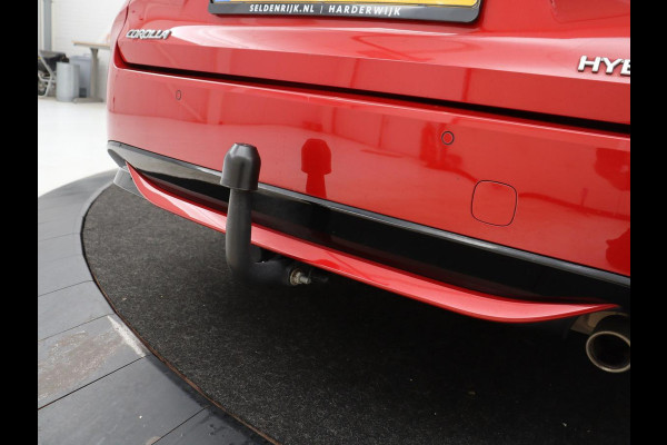 Toyota Corolla Touring Sports 2.0 Hybrid Style | Trekhaak | Stoelverwarming | Cruise Control | Navigatie | Camera | Carplay | Full LED | DAB | Climate control | Head-up