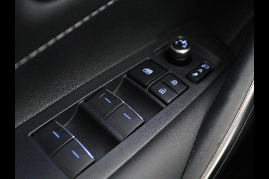 Toyota Corolla Touring Sports 2.0 Hybrid Style | Trekhaak | Stoelverwarming | Cruise Control | Navigatie | Camera | Carplay | Full LED | DAB | Climate control | Head-up