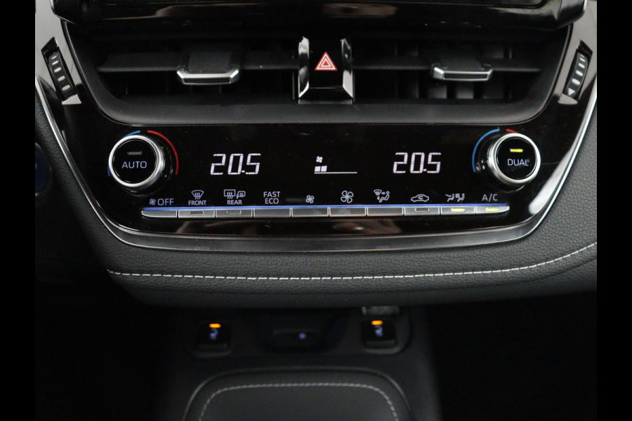 Toyota Corolla Touring Sports 2.0 Hybrid Style | Trekhaak | Stoelverwarming | Cruise Control | Navigatie | Camera | Carplay | Full LED | DAB | Climate control | Head-up