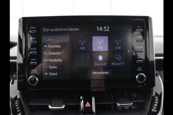Toyota Corolla Touring Sports 2.0 Hybrid Style | Trekhaak | Stoelverwarming | Cruise Control | Navigatie | Camera | Carplay | Full LED | DAB | Climate control | Head-up