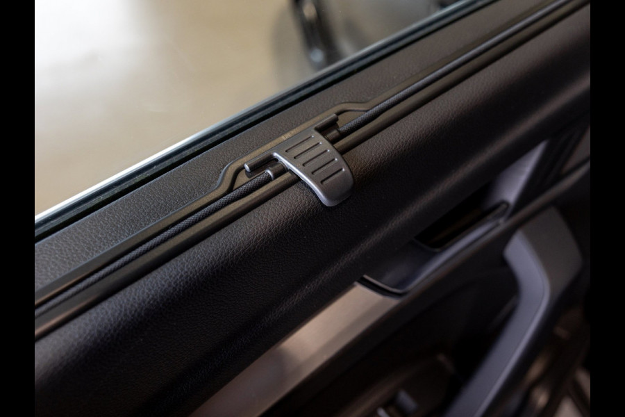 Audi Q5 55 TFSI e S edition / 368pk / Panorama dak / Keyless / Stoelverwarming /