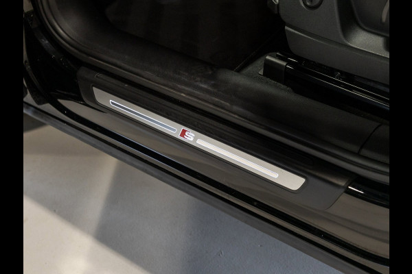 Audi Q5 55 TFSI e S edition / 368pk / Panorama dak / Keyless / Stoelverwarming /