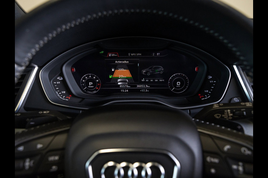 Audi Q5 55 TFSI e S edition / 368pk / Panorama dak / Keyless / Stoelverwarming /
