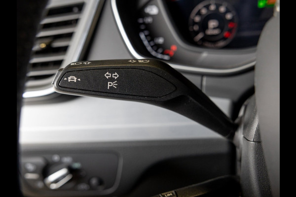 Audi Q5 55 TFSI e S edition / 368pk / Panorama dak / Keyless / Stoelverwarming /