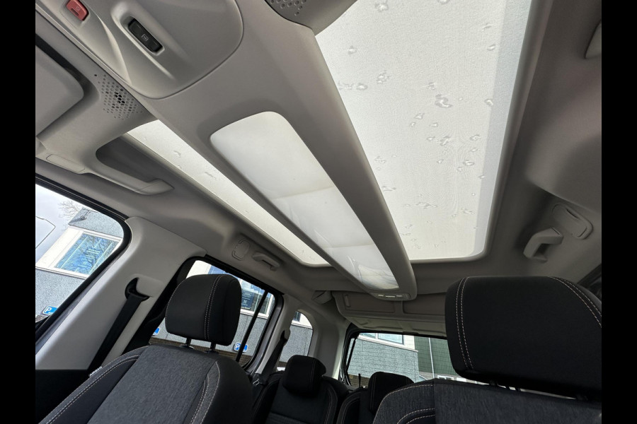 Peugeot e-Rifter EV GT 50 kWh VAN € 26.900,- VOOR € 24.440,- UW LENTEVOORDEEL € 2.460,-! | 3-FASE LADER SOH 100% | 10.000 KM UNIEKE KM-STAND | WINTERPACK | KEYLESS + KEYLESS GO | FULL OPTIONS | DIRECT LEVERBAAR | ONDERHOUD GEHAD | INCLUSIEF 12 MND BOVAG GARANTIE |