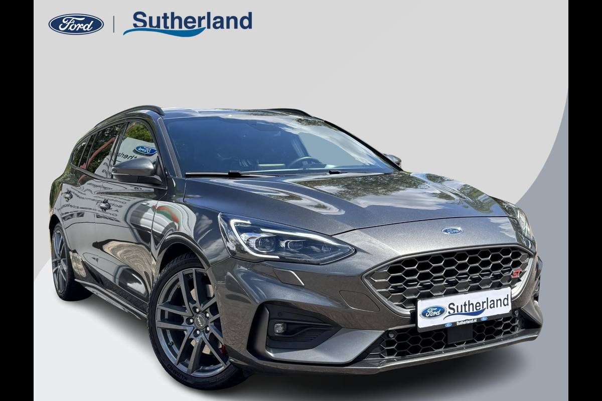 Ford FOCUS Wagon 2.3 EcoBoost ST-3 278pk | Adaptieve cruise control | Adaptieve LED |  Trekhaak | Winter Pack | Bang&Olufsen | Elektrische achterklep | Head up Display | Incl Orignele ST velgen
