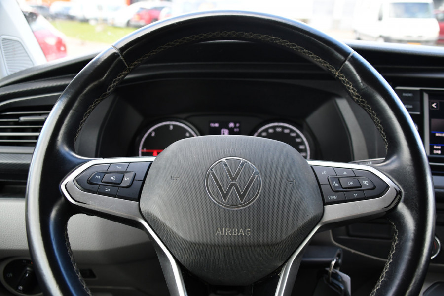 Volkswagen Transporter 2.0 TDI L2H1 DC PB Edition Camera, Carplay, Stoelverwarming, Sensoren, multimedia, 150pk, Automaat, 6 Zits, Uniek!