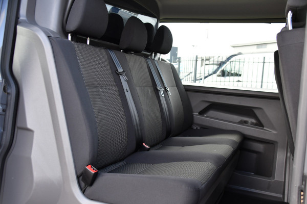 Volkswagen Transporter 2.0 TDI L2H1 DC PB Edition Camera, Carplay, Stoelverwarming, Sensoren, multimedia, 150pk, Automaat, 6 Zits, Uniek!