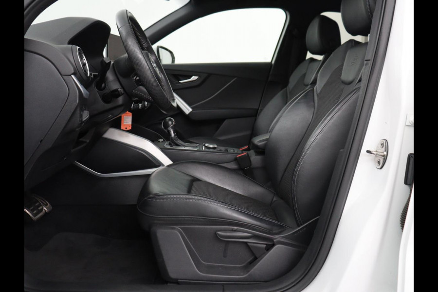Audi Q2 35 TFSI S Edition | Leder | Automaat | Cruise Control | Navigatie | Trekhaak afneemaar | LED | DAB | Bleutooth