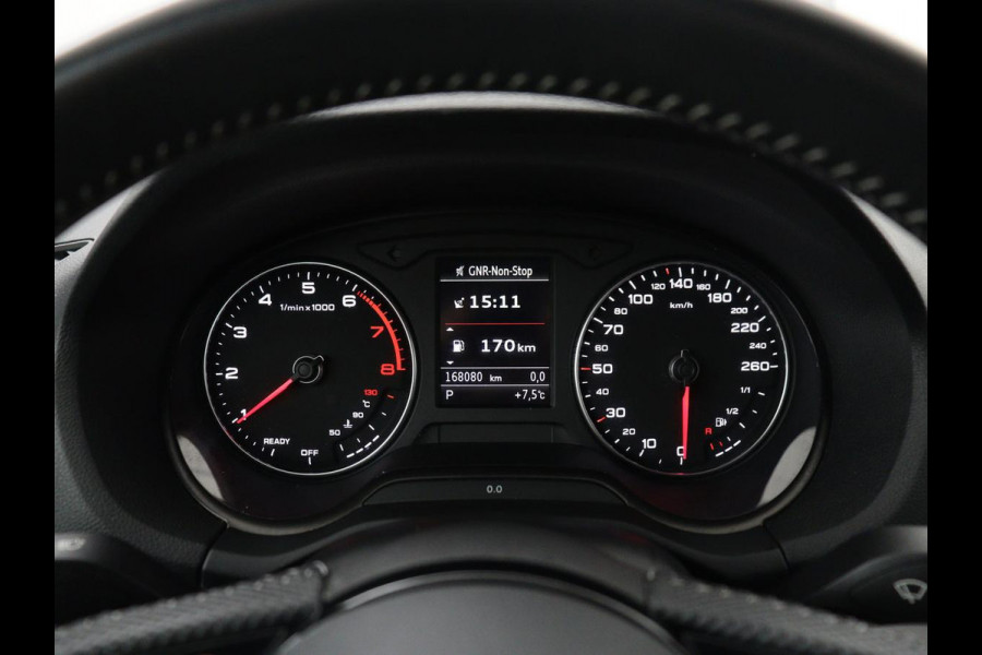 Audi Q2 35 TFSI S Edition | Leder | Automaat | Cruise Control | Navigatie | Trekhaak afneemaar | LED | DAB | Bleutooth