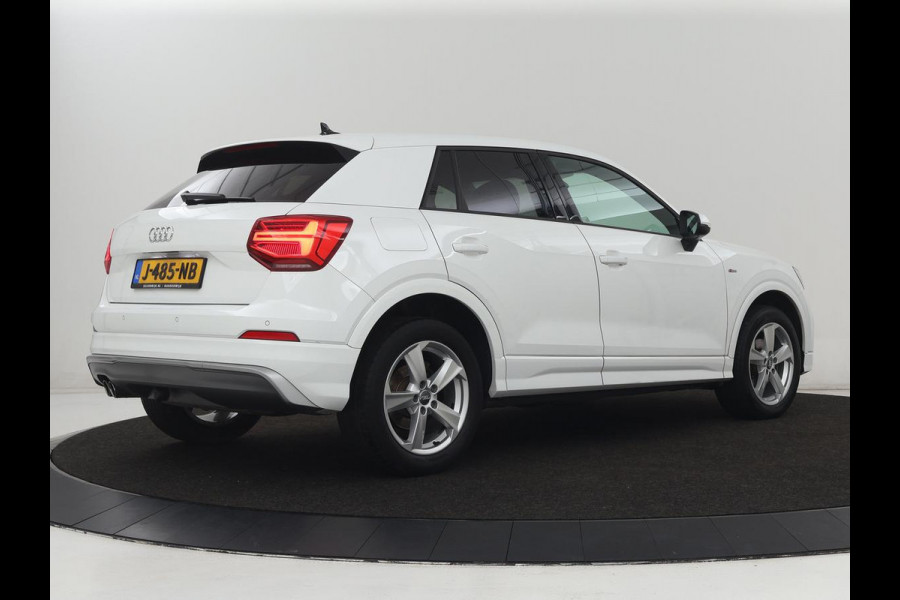 Audi Q2 35 TFSI S Edition | Leder | Automaat | Cruise Control | Navigatie | Trekhaak afneemaar | LED | DAB | Bleutooth