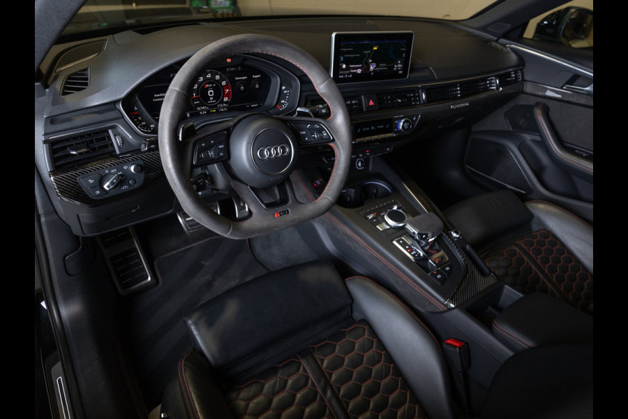 Audi A4 Avant 2.9 TFSI RS 4 quattro / 450pk / Panorama dak / Head up display / Carbon /