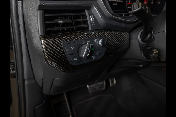 Audi A4 Avant 2.9 TFSI RS 4 quattro / 450pk / Panorama dak / Head up display / Carbon /