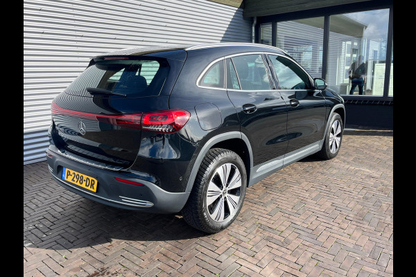 Mercedes-Benz EQA 250 Business Solution Luxury 67 kWh trekhaak