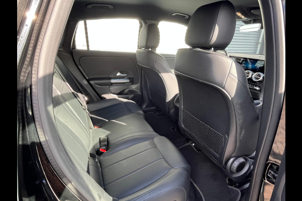Mercedes-Benz EQA 250 Business Solution Luxury 67 kWh trekhaak