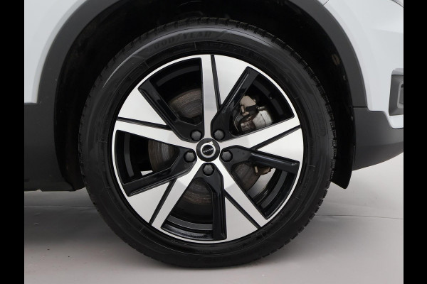 Volvo XC40 RECHARGE P8 408 PK AWD R-DESIGN + 19 INCH | ADAPTIVE CRUISE | APPLE CARPLAY | ANDROID AUTO