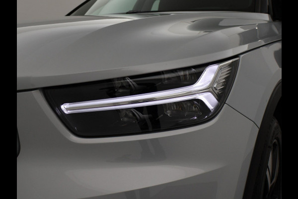 Volvo XC40 RECHARGE P8 408 PK AWD R-DESIGN + 19 INCH | ADAPTIVE CRUISE | APPLE CARPLAY | ANDROID AUTO