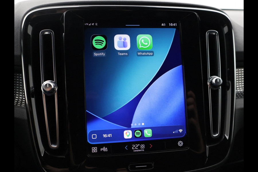 Volvo XC40 RECHARGE P8 408 PK AWD R-DESIGN + 19 INCH | ADAPTIVE CRUISE | APPLE CARPLAY | ANDROID AUTO