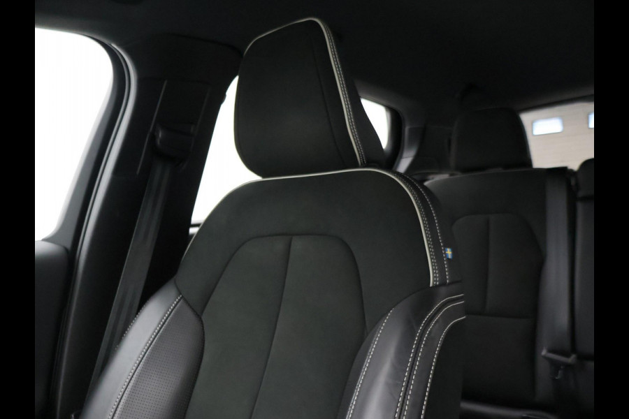 Volvo XC40 RECHARGE P8 408 PK AWD R-DESIGN + 19 INCH | ADAPTIVE CRUISE | APPLE CARPLAY | ANDROID AUTO