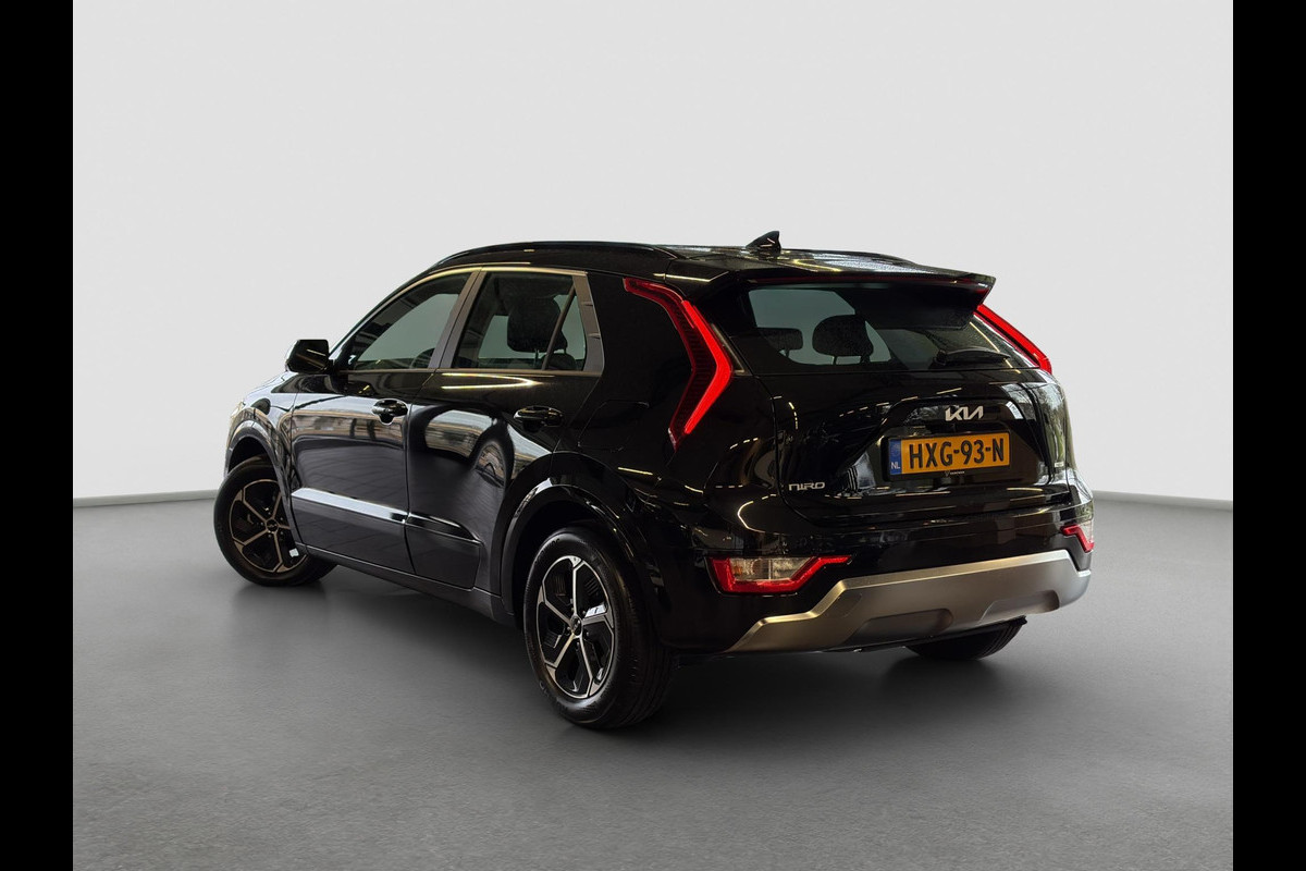 Kia Niro 1.6 GDi Hybrid DynamicLine | Tot € 1.250,- extra inruil tijdens dit Paasweekend! | Automaat | Camera | Cruise | Sensoren | Apple Carplay & Android Auto | Navi | H-Leder |