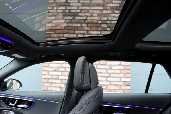 Mercedes-Benz E-Klasse Estate 300 e Exclusive Line Premium | Hyperscreen | Luchtvering | Massage | Stoelventilatie | Burmester | Nappa Leder | Panoramadak | HUD | 3D-Display | Digital Light | Augmented Reality |