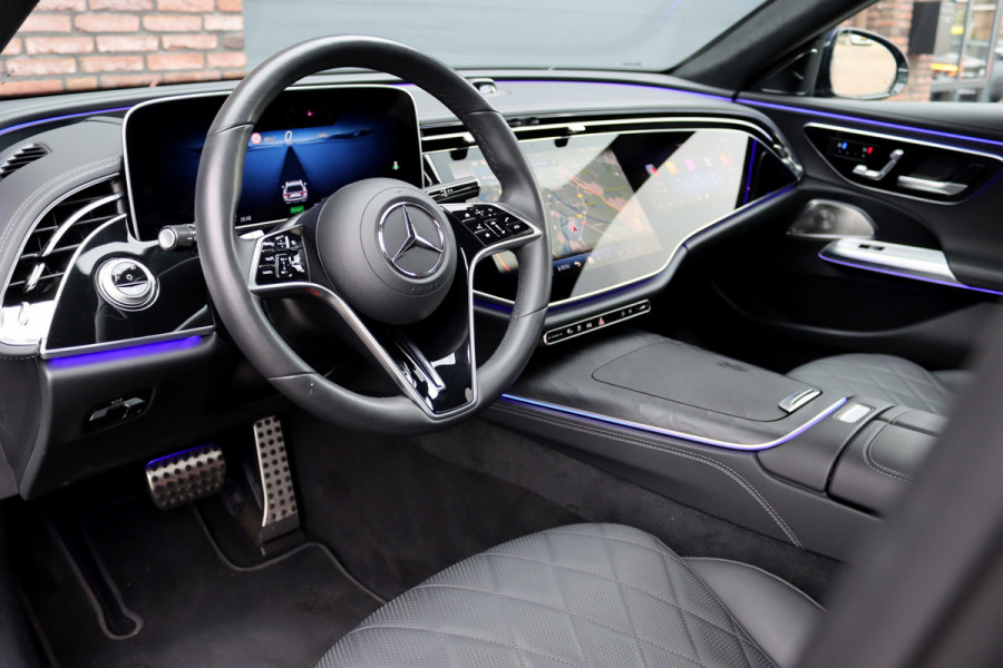 Mercedes-Benz E-Klasse Estate 300 e Exclusive Line Premium | Hyperscreen | Luchtvering | Massage | Stoelventilatie | Burmester | Nappa Leder | Panoramadak | HUD | 3D-Display | Digital Light | Augmented Reality |