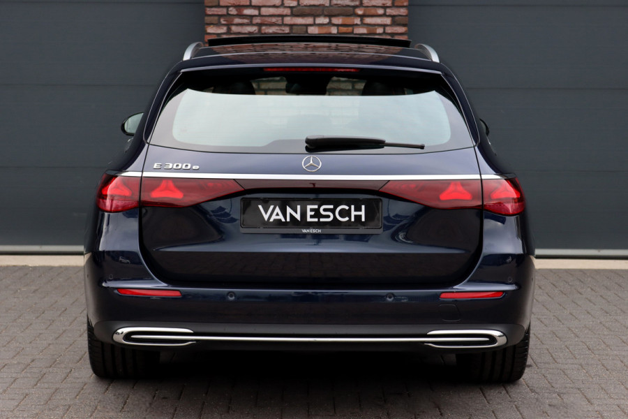 Mercedes-Benz E-Klasse Estate 300 e Exclusive Line Premium | Hyperscreen | Luchtvering | Massage | Stoelventilatie | Burmester | Nappa Leder | Panoramadak | HUD | 3D-Display | Digital Light | Augmented Reality |