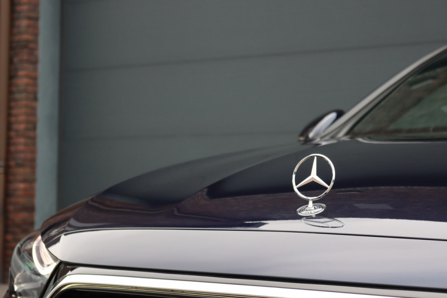 Mercedes-Benz E-Klasse Estate 300 e Exclusive Line Premium | Hyperscreen | Luchtvering | Massage | Stoelventilatie | Burmester | Nappa Leder | Panoramadak | HUD | 3D-Display | Digital Light | Augmented Reality |