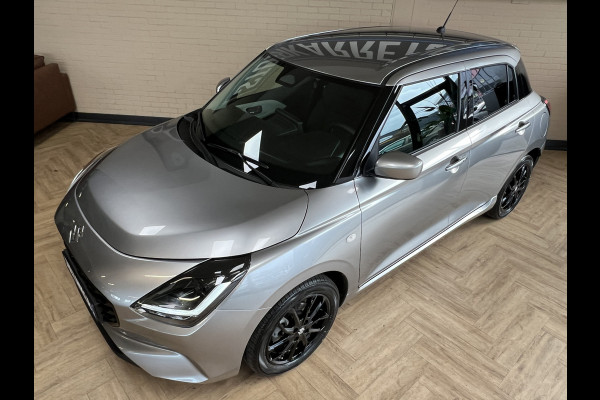 Suzuki Swift 1.2 Style Smart Hybrid | Navi | Camera | 16" | ACC | Dodehoek | Led | Carplay |