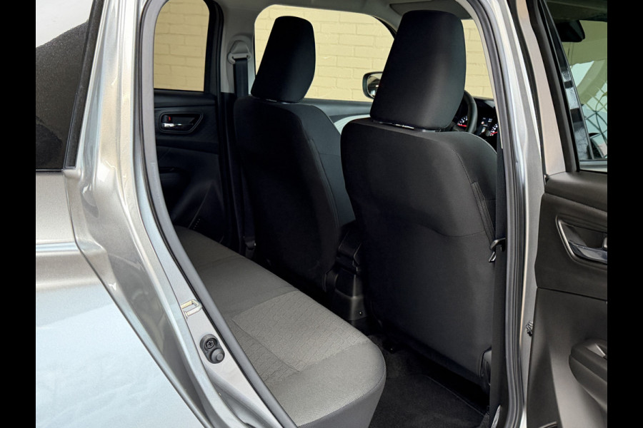 Suzuki Swift 1.2 Style Smart Hybrid | Navi | Camera | 16" | ACC | Dodehoek | Led | Carplay |