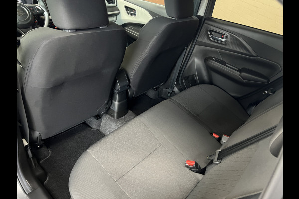 Suzuki Swift 1.2 Style Smart Hybrid | Navi | Camera | 16" | ACC | Dodehoek | Led | Carplay |