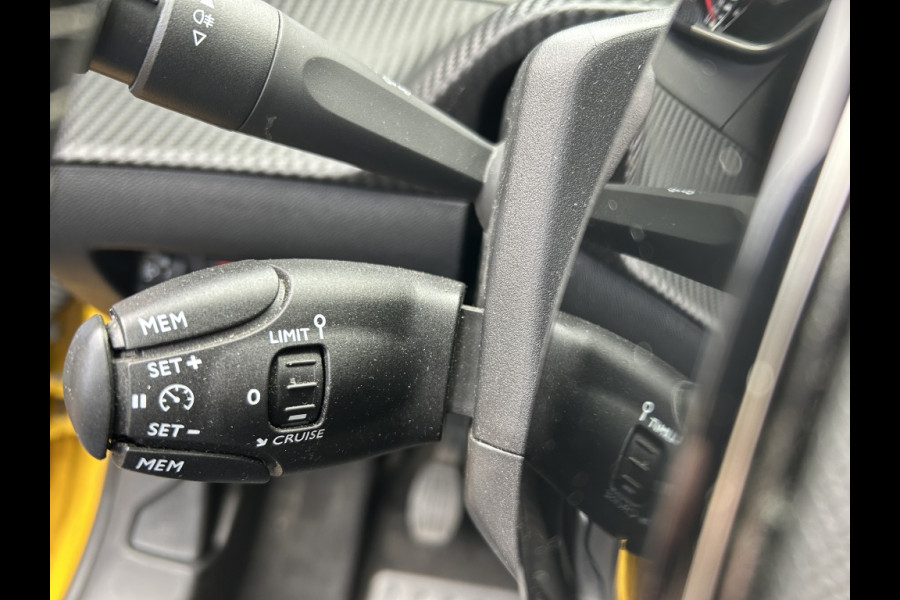 Peugeot 208 1.2 100pk Act. Pack Navi, CarPlay, PDC, LM-velgen