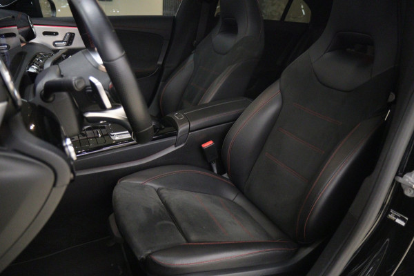 Mercedes-Benz CLA-Klasse 250 4MATIC NAP/PANO/HUD/CARPLAY/BURM/MEMORY/VOL