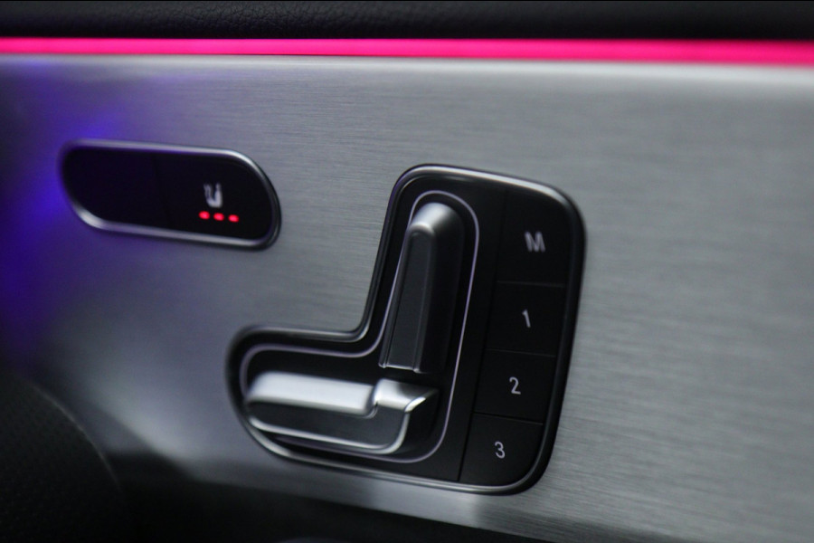 Mercedes-Benz CLA-Klasse 250 4MATIC NAP/PANO/HUD/CARPLAY/BURM/MEMORY/VOL