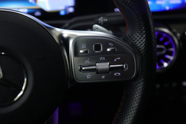 Mercedes-Benz CLA-Klasse 250 4MATIC NAP/PANO/HUD/CARPLAY/BURM/MEMORY/VOL