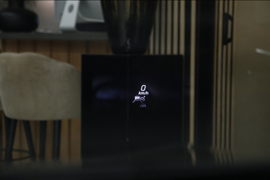 Mercedes-Benz CLA-Klasse 250 4MATIC NAP/PANO/HUD/CARPLAY/BURM/MEMORY/VOL