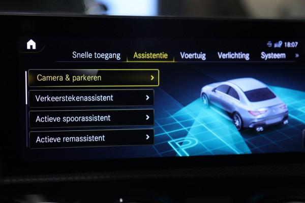 Mercedes-Benz CLA-Klasse 250 4MATIC NAP/PANO/HUD/CARPLAY/BURM/MEMORY/VOL