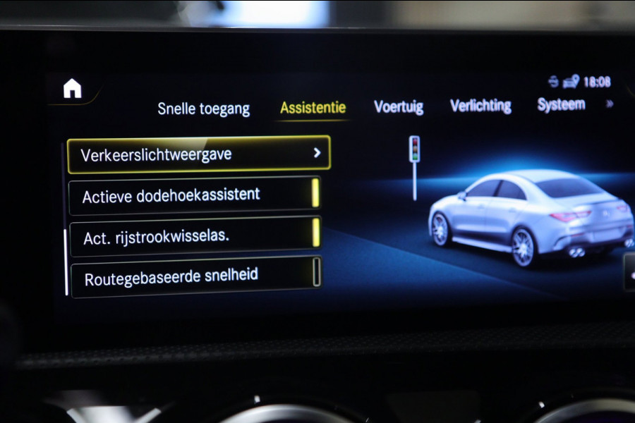 Mercedes-Benz CLA-Klasse 250 4MATIC NAP/PANO/HUD/CARPLAY/BURM/MEMORY/VOL