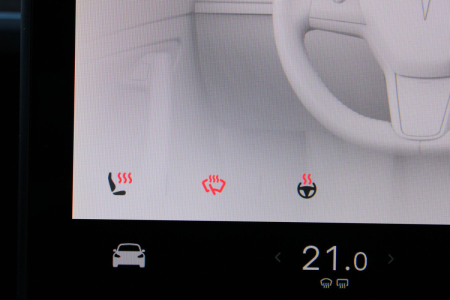 Tesla Model Y RWD 58 kWh SoH 95,5% LEER AUTOPILOT PANO