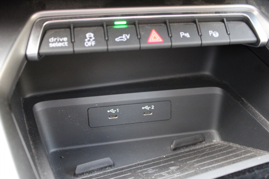 Audi A3 Sportback 40 TFSI e PHEV S-LINE COMPETITION PANO LEER MATRIX SFEER 57000KM!!!