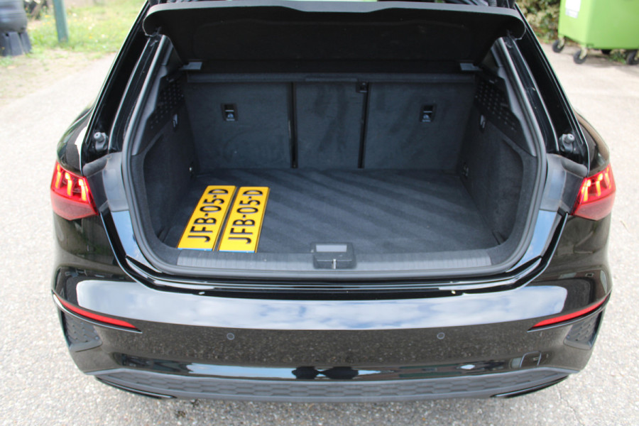 Audi A3 Sportback 40 TFSI e PHEV S-LINE COMPETITION PANO LEER MATRIX SFEER 57000KM!!!