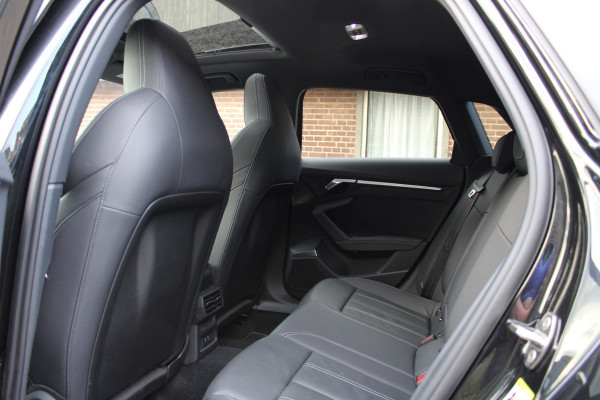 Audi A3 Sportback 40 TFSI e PHEV S-LINE COMPETITION PANO LEER MATRIX SFEER 57000KM!!!