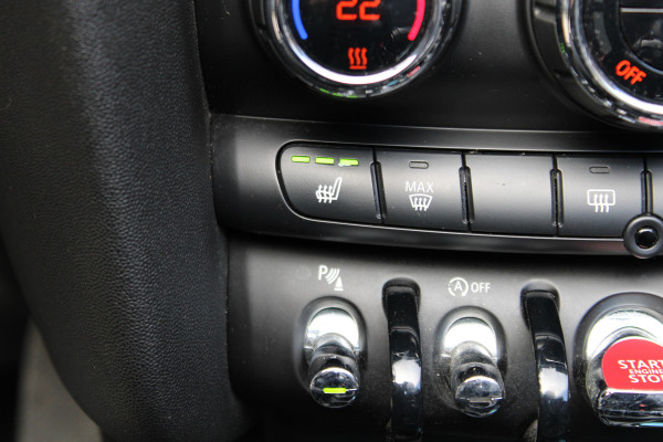 MINI Cabrio 2.0 Cooper S 192Pk JCW AUTOMAAT XENON UNION JACK NAVI ECC 96000KM!!!