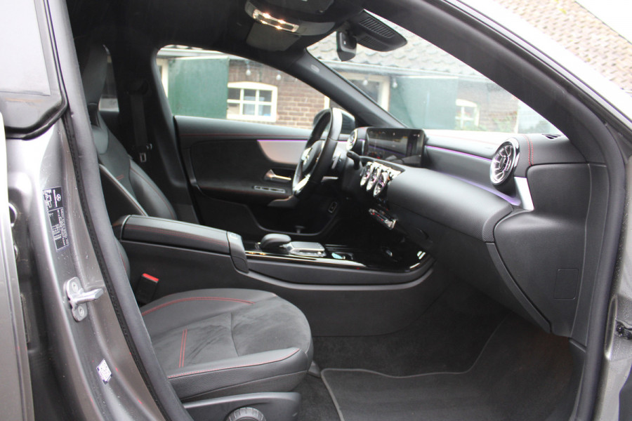 Mercedes-Benz CLA-Klasse Shooting Brake 250 e AMG Line PHEV SFEER LED NAVI CAMERA 47000KM!!!
