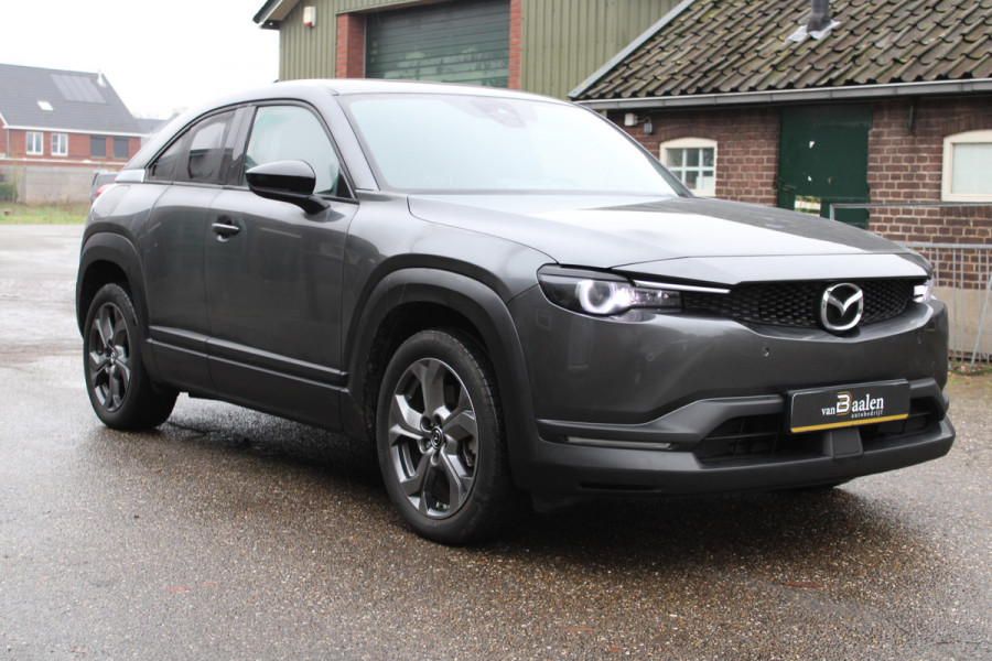 Mazda MX-30 e-SkyActiv 145 First Edition 36 kWh SoH 95.8% NAVI CAMERA 39000KM!!!